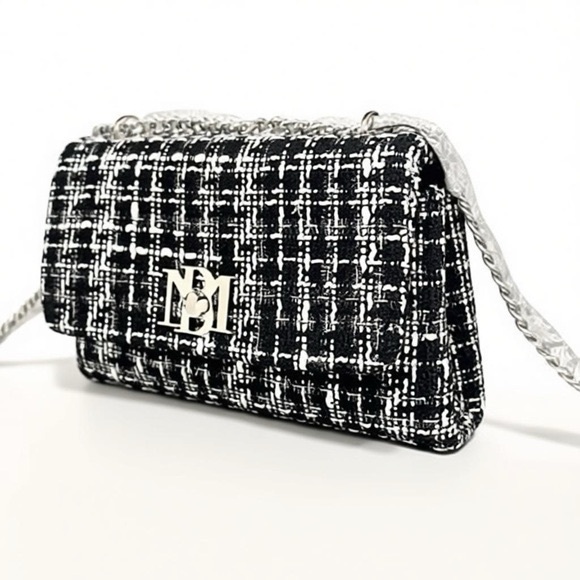 Badgley Mischka Handbags - Badgley Mischka Tweed Textured Messenger Bag NWT